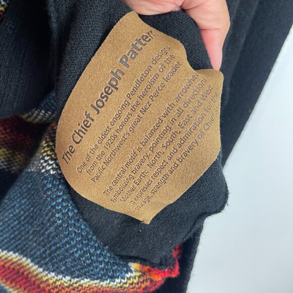 Pendleton Native Chief Joseph Pattern Cardigan Sweater Size Large *Flawed* Wool - Picture 8 of 8